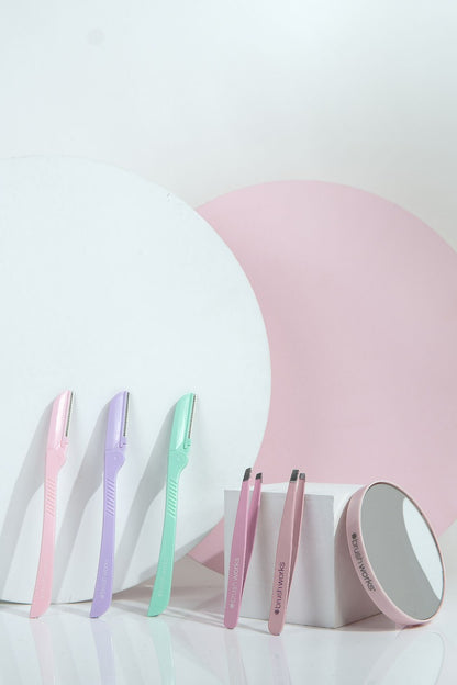 Set Brushworks pentru stilizarea sprancenelor