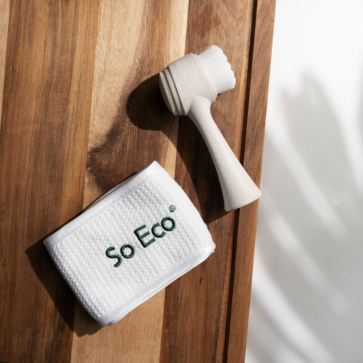 Set Brushworks So Eco pentru curatare faciala