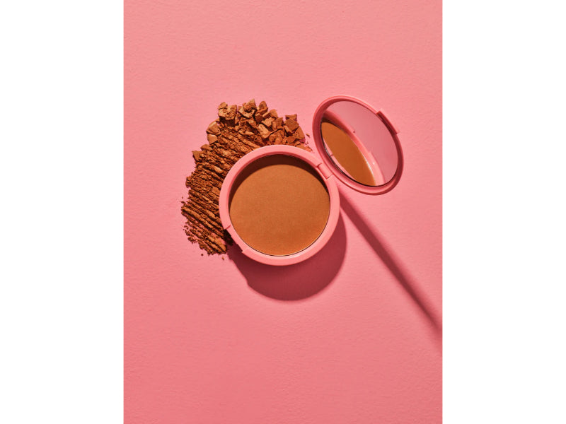 Pudra bronzanta Booby Tape pentru corp, cu efect iluminator, Latte, 20g
